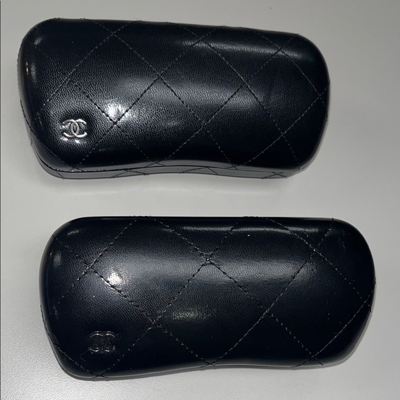 MBlack Quilted Eyewear Case Bundle / Preowned